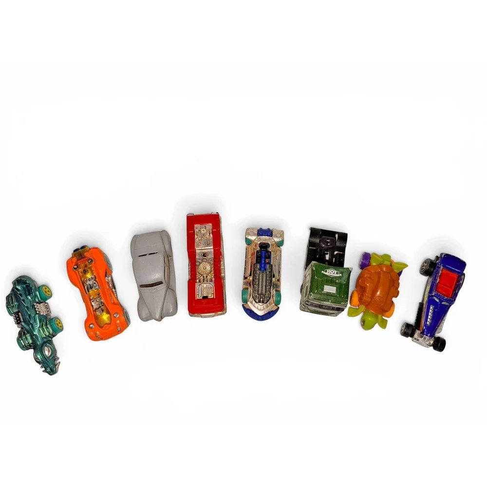 Hot Wheels Lot of 8 Loose Diecast Fantasy Cars truck Mixed Vehicles Mattel